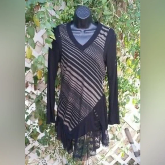 Dolcezza Tunic - Picture 3 of 15